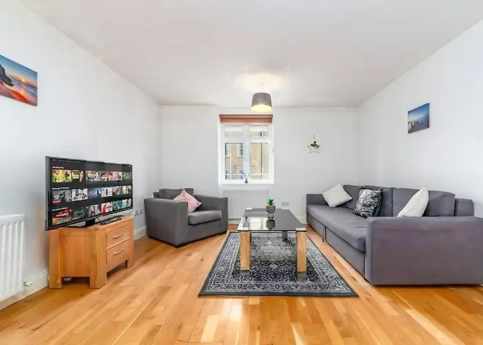 Lovely 2 Bedroom With Patio Waterloo Lm1