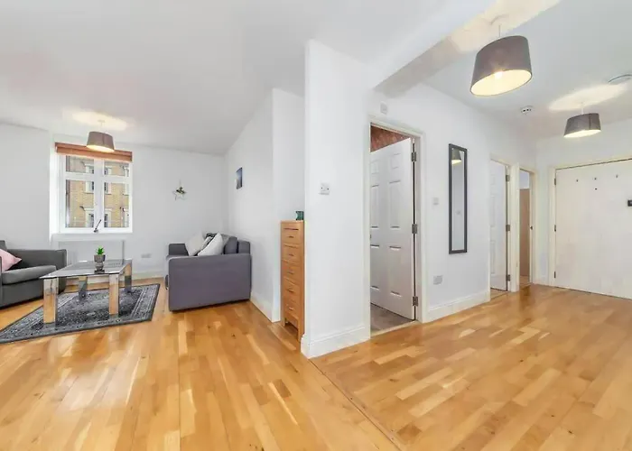Lovely 2 Bedroom With Patio Waterloo Lm1